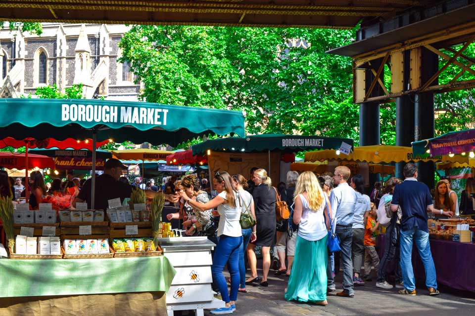 Issue invoices and accept payments at your market stall like these in Borough Market