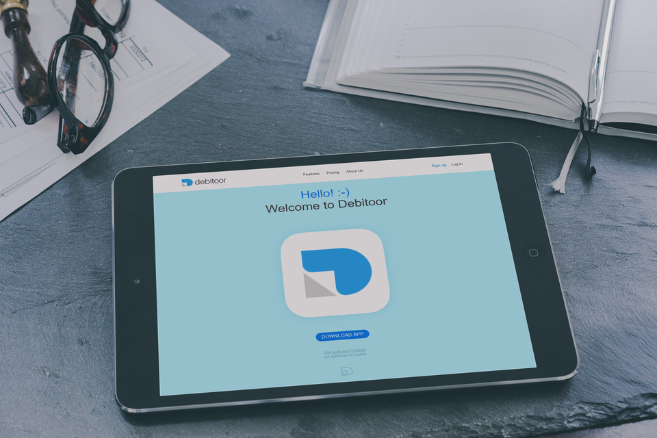 Use Debitoor invoicing software on your iPad via the app or from a web browser