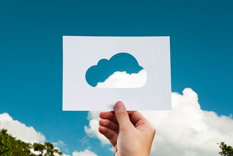 picture of cloud paper cutout - use cloud software to help run your business